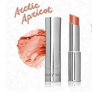 True Dimension Sheer Lipstick